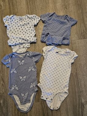 Carter's Baby Girls Blue & White Short-Sleeve Onesie Set